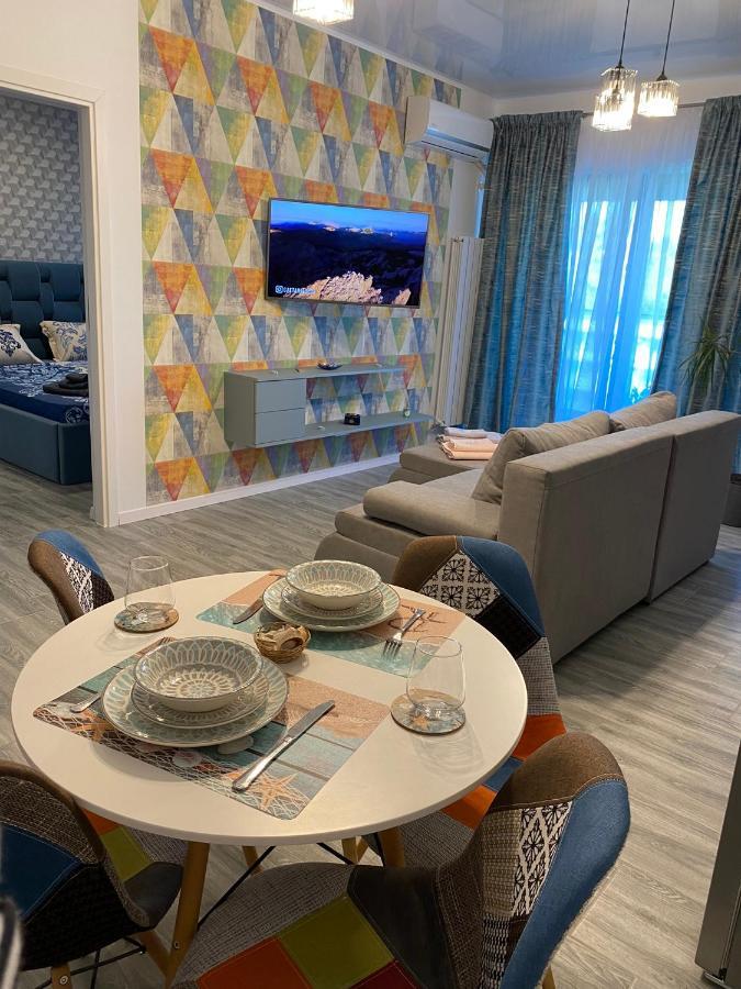 Elysse Sunrise Apartment Mamaia Extérieur photo