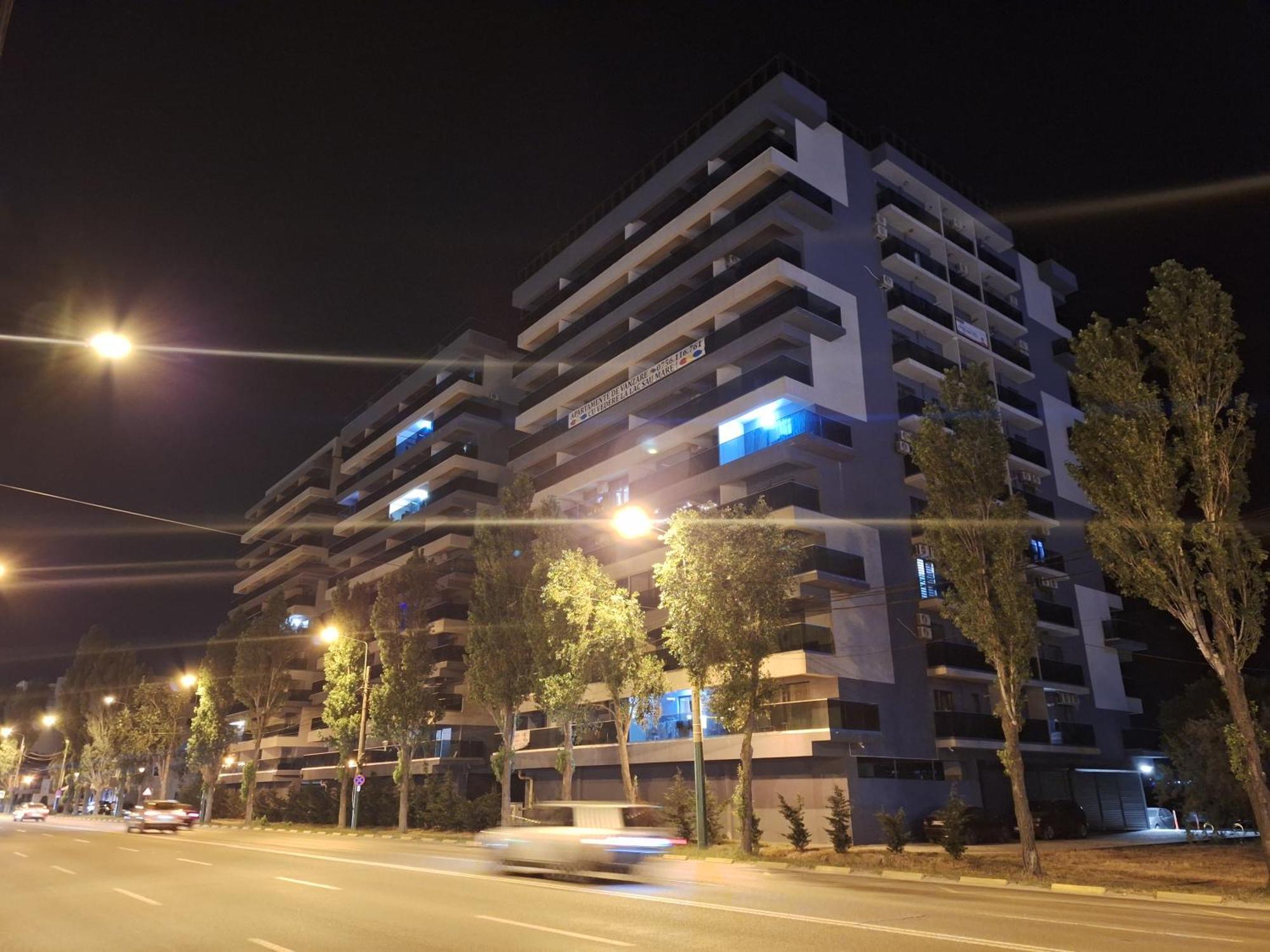 Elysse Sunrise Apartment Mamaia Extérieur photo
