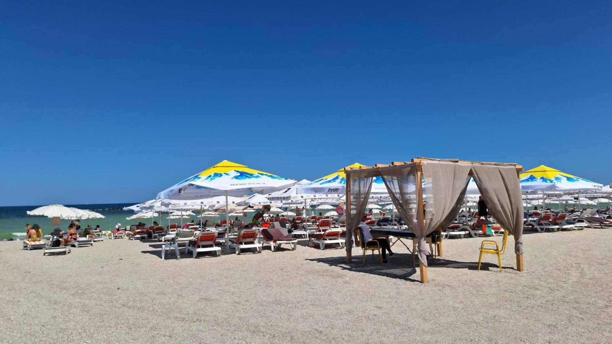 Elysse Sunrise Apartment Mamaia Extérieur photo